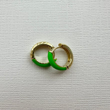 Load image into Gallery viewer, Enamel Huggies - Green
