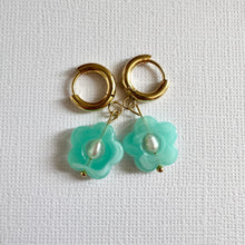 Load image into Gallery viewer, Lucy Drops ~ Flower Pearl Huggies
